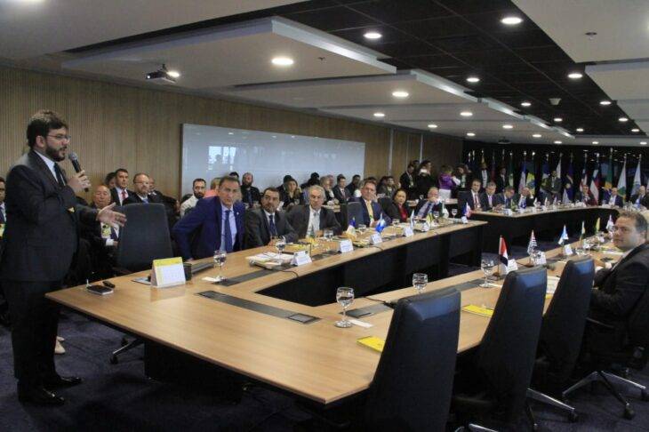 Secretário Rafael Fonteles conversou com os governadores sobre o Plano Mais Brasil
